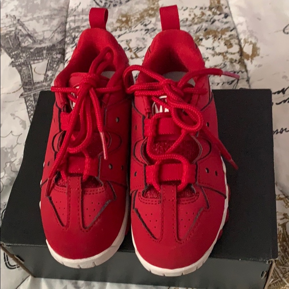 Toddler sneakers